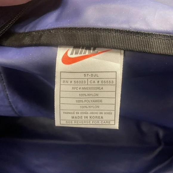 Vintage Y2K Nike Mini Duffle Bag - Picture 5 of 5